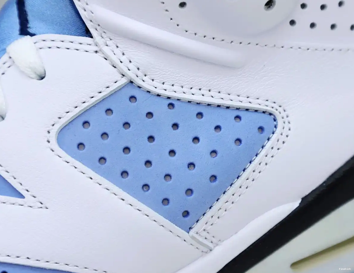 AIR 'UNC HOME' 6 RETRO JORDAN 0420
